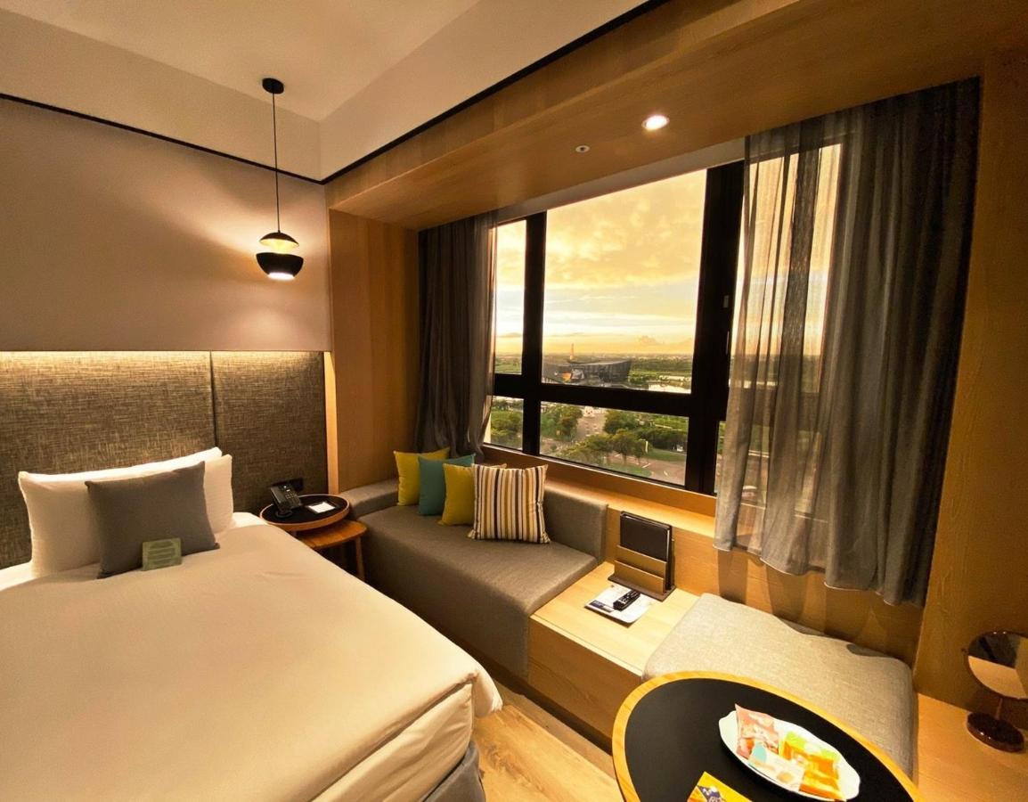 Evergreen Palace Hotel Chiayi Taibao Exteriér fotografie A typical room at the hotel